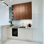 Global View 22th Floor Premium By Bookinghost *