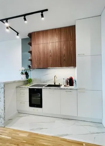 Global View 22th Floor Premium By Bookinghost *